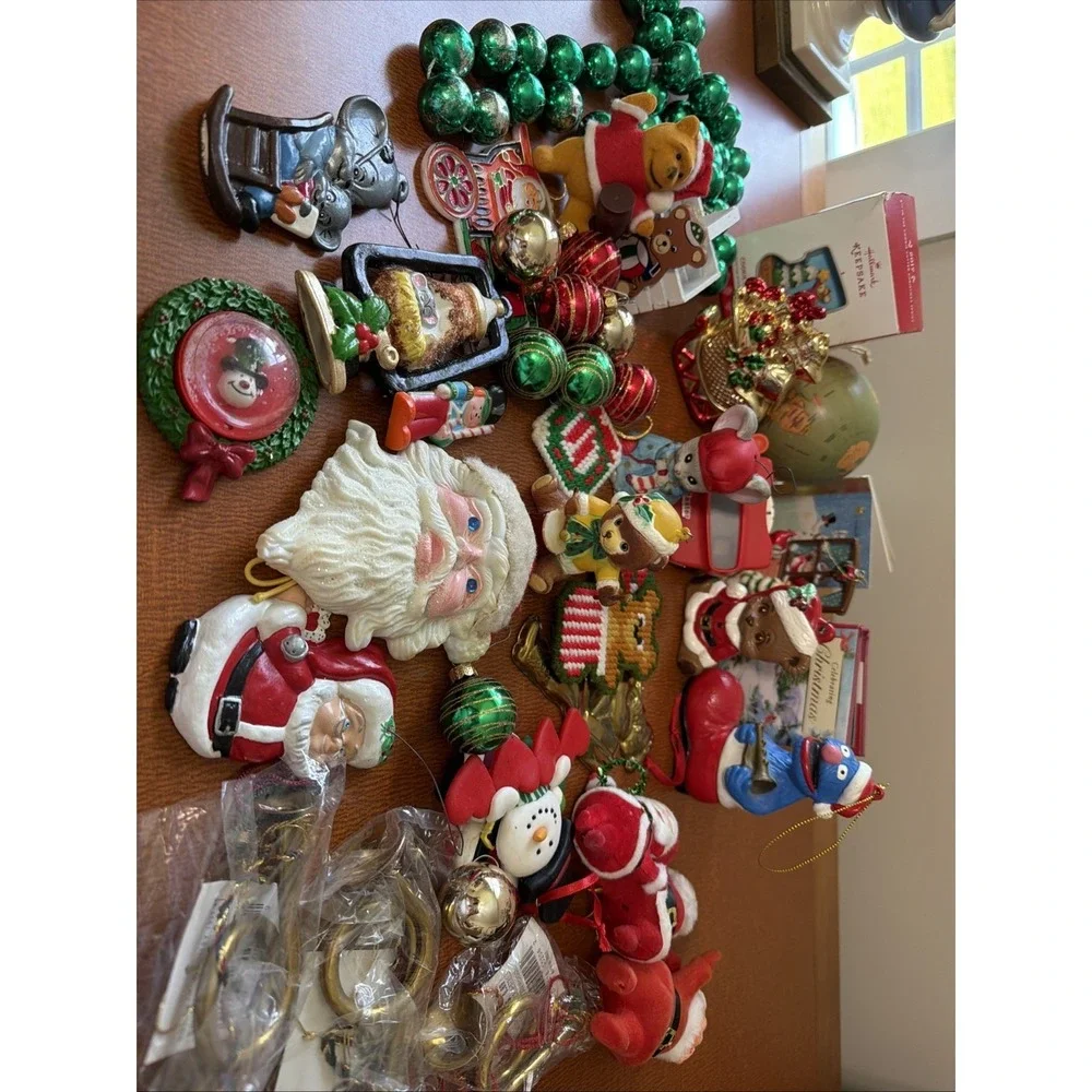 Vtg Christmas Ornament Lot: Ceramic, Brass Horns, Hallmark, Pooh,‎ Sessme Street